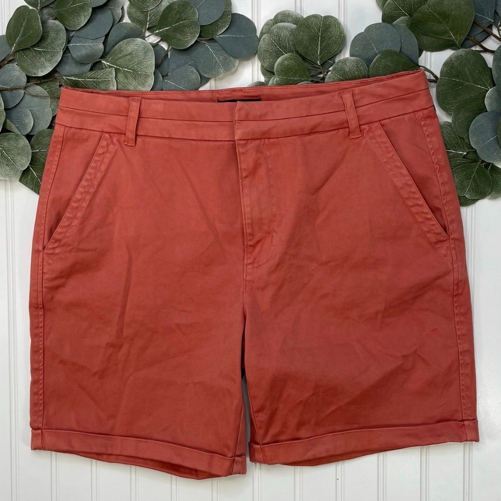 T.D.C Orange Shorts